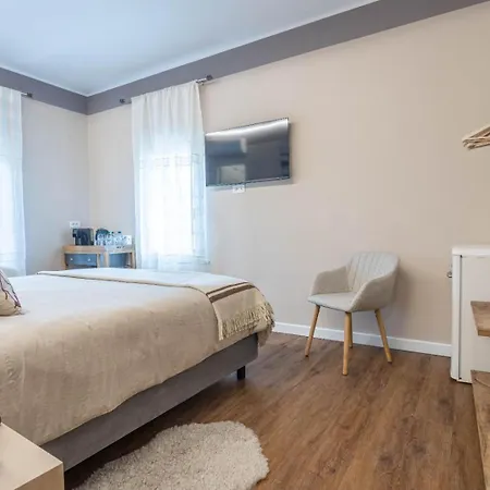 Valter 1 Apartment Castel del Piano (Perugia)